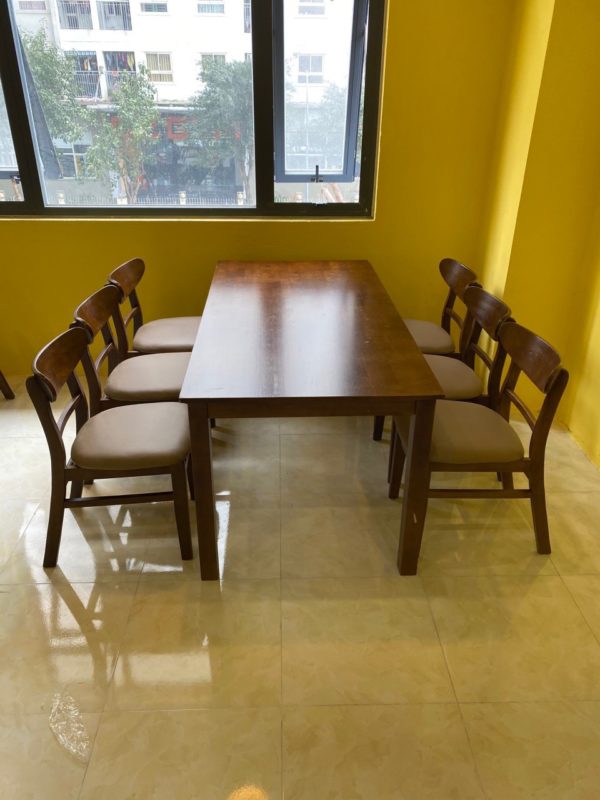 Bộ Bàn 6 Ghế Đệm Mango